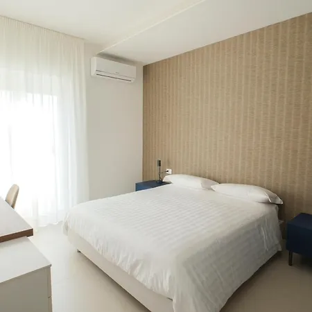 Arqo Aparthotel 4*